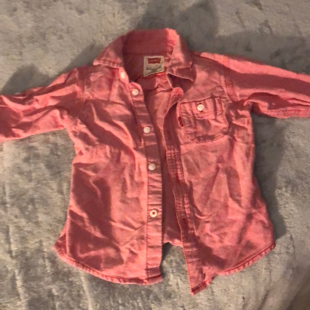 Levi’s button up shirt
